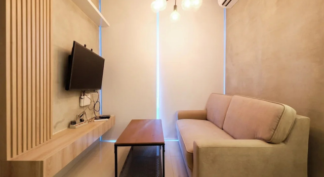 1BR for 3 Pax at Brooklyn Alam Sutera Apartment, Book Apartment Hotels in South Tangerang with a Pool, Swimming Pool
