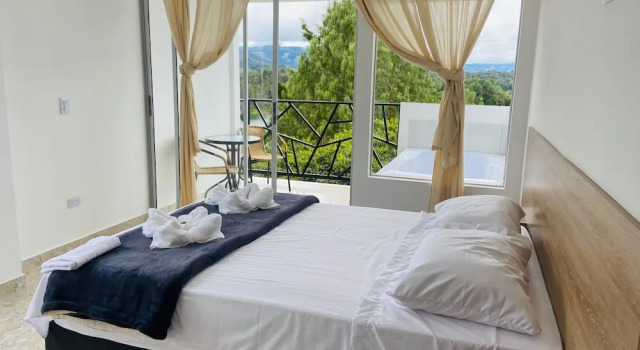 La Madriguera, Book Hotel Guatapé Antioquia