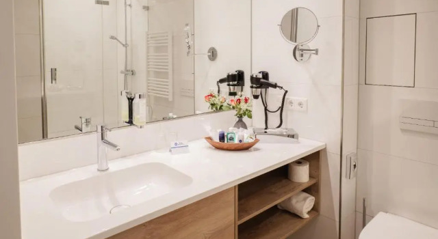Четырёхместный номер Deluxe Best Western Comfort Business Hotel Düsseldorf-Neuss