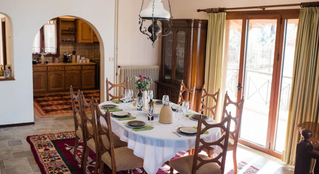Вилла Traditional Luxury Villa Armonia