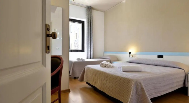Трёхместный номер Standard Hotel Orri