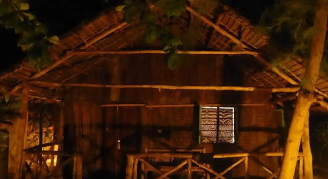 Бунгало Standard с видом на сад Bahari Beach Bungalows