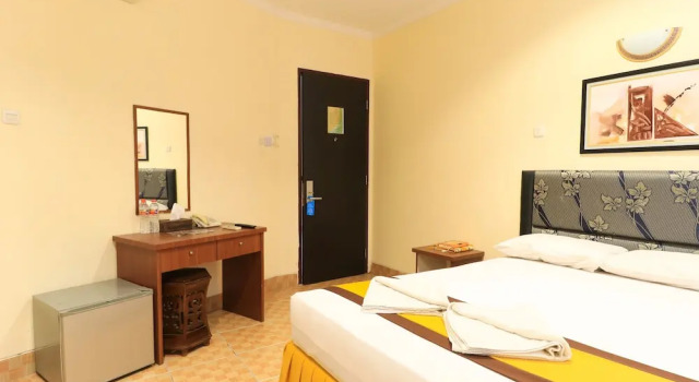 Номер Deluxe Al-Badar Hotel Syariah Makassar