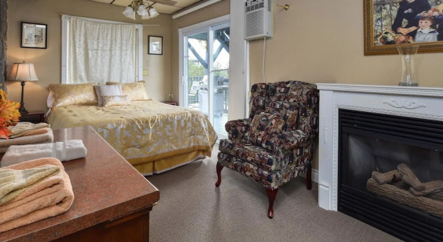 Люкс с балконом Noble Suites