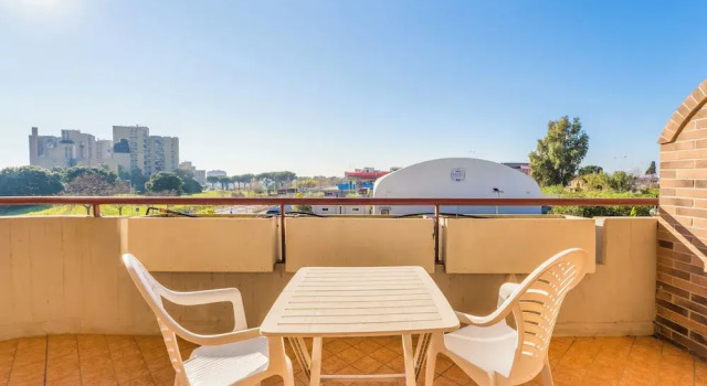 Семейный люкс Дуплекс с балконом Altea Suites