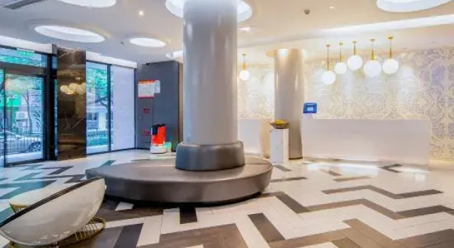 Orange Hotel (Hefei Sanxiaokou Subway Station Store)
