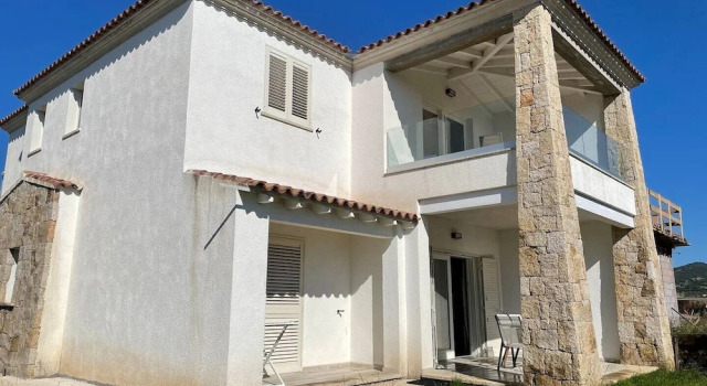R House II
