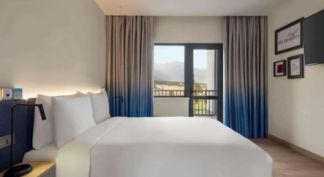 Номер Standard с балконом Tryp BY Wyndham Zomin