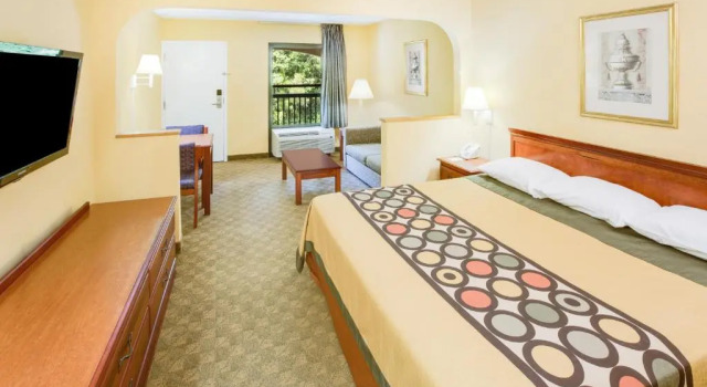 Люкс Super 8 by Wyndham Diberville Biloxi Area