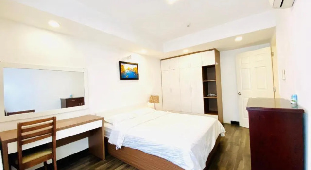 Студия Pearl Service Apartment