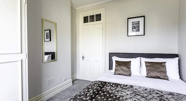 Beautiful Abode In Fulham Broadway, Varaa Huoneisto Asunnot kohteessa Merseyside, Huoneisto