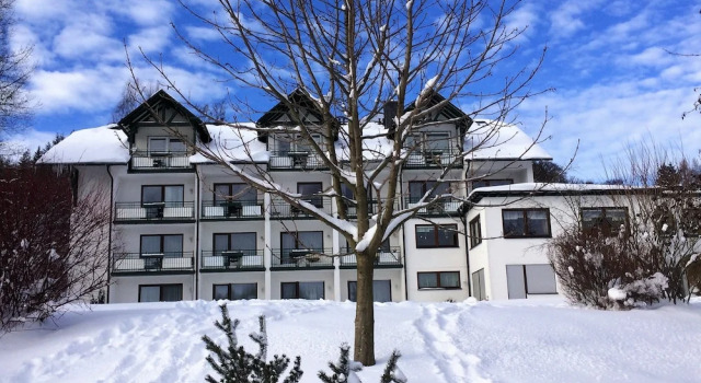 Hotel & Ferienappartements Edelweiss, Забронировать Отель Штрюк Виллинген