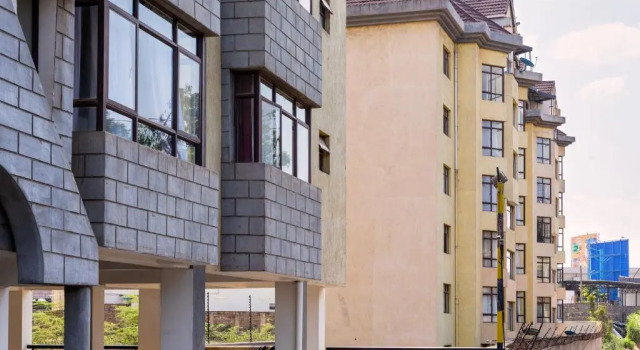 Outlink South B Minutes to Town and Jkia Airport, Prenota Hotel Hotel a Nairobi con parcheggio, Parcheggio