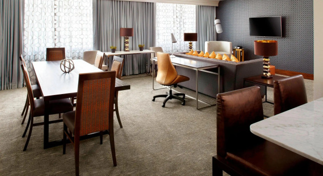 Люкс Raleigh Marriott Crabtree Valley
