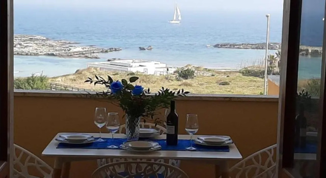 Bilocale Punta Rosa - Fronte Spiaggia, Book Hotel Otranto Salento