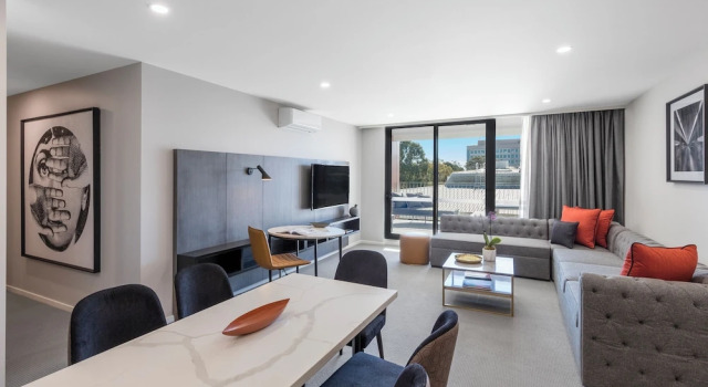 Апартаменты Executive с 2 комнатами Deco Hotel Canberra