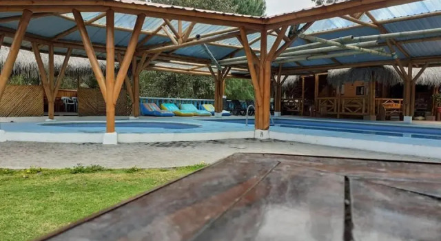 Hostería La Chorrera, Book Hotel Hotels in Quito with Parking, Parking