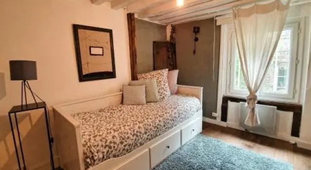ArT HOME, Забронировать Отель Онфлер 