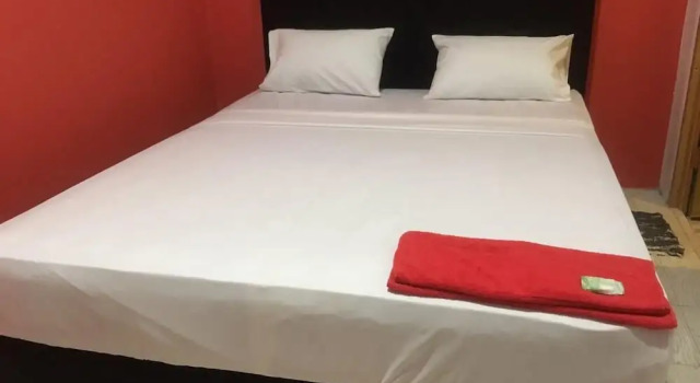 Coconut Hotel - Hostel