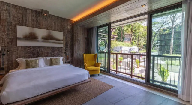 Двухместный люкс Dinso с балконом Dinso Resort & Villas Phuket, Vignette Collection by IHG