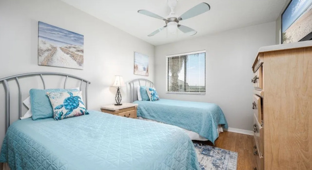 Summerhouse by Distinctive Beach Rentals, Rezerwuj Apartament Hotele w Saint Augustine Area z parkingiem, Parking