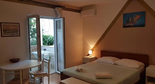 Студия Apartments Coko