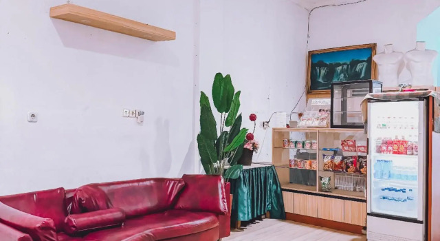 Apri Inn Syariah by Oyo Rooms, Rezerwuj Hotel Pangkalpinang Sumatra