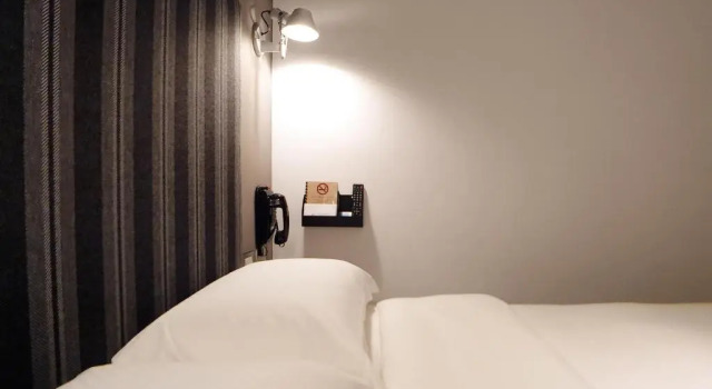 Номер Business River inn Station