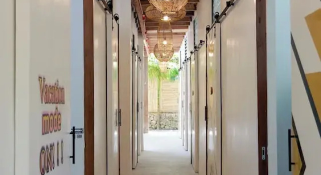 Sip Sunset Hostel and Lounge, Prenota Ostello El Nido 