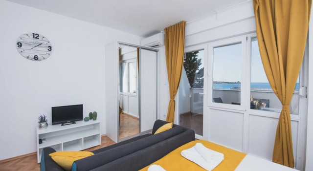 Студия Comfort Apartments by the Sea Semy