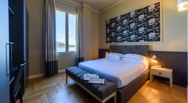 Двухместный номер Deluxe c 1 комнатой с видом на озеро Hotel Villa Paradiso