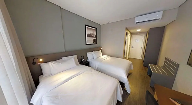 Номер Luxury Hilton Garden Inn Praia Brava