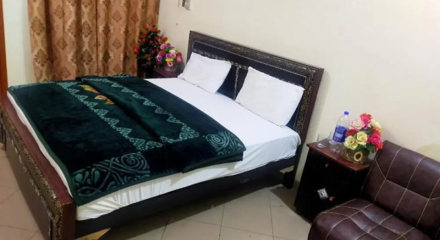New Hajveri Hotel