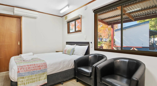 Aspen Parks Perth Vineyards Holiday Park, Rezervați Hotel Caversham Swan Valley