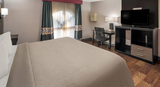 Doppel Suite Quality Inn & Suites Cincinnati I-275