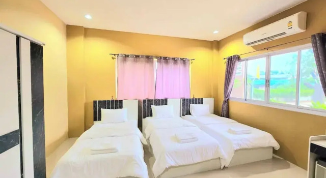 The Bua Boutique Resort, Rezervovat Lázně / Resort Hotely v Central Thailand se snídaní, Snídaně