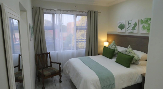 Sunbird Garden Cottage, Reservar Casa de férias Moradias em Pretoria, Vila