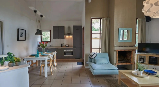 FranceComfort - Château de Salles, Buchen Sie Hotel Salles Gujan-Mestras