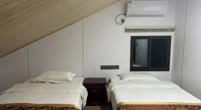 Номер Standard Three Trees Homestay (Emei Mountain Branch)