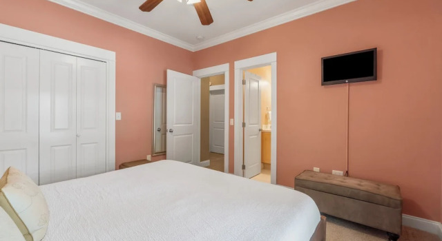 30A Beach House - The Hemmingway, Book Feriehus Villaer i Inlet Beach, Villa