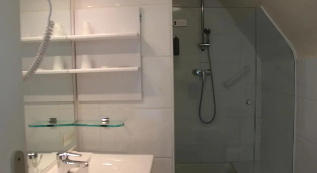Трёхместный номер Premium Logis Hôtel Breiz Armor