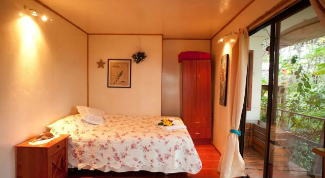 Cabañas Moana Nui, Prenota Hotel Hanga Roa Valparaíso