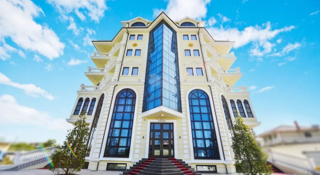 Hotel Luani Arte