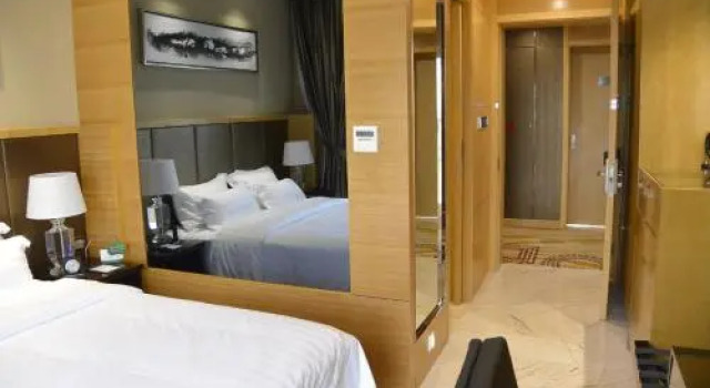 Hotel Anda, Book Hotel Hoteller i Malabo med pool, Swimmingpool