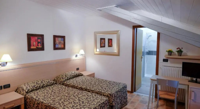 Трёхместный номер Standard Hotel Ristorante Monte Cimone