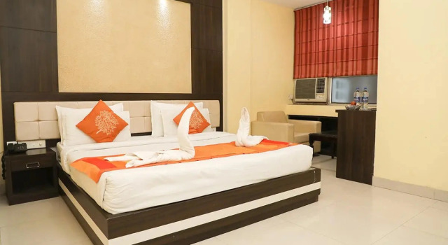 Трёхместный люкс с видом на город Hotel Dolphin International
