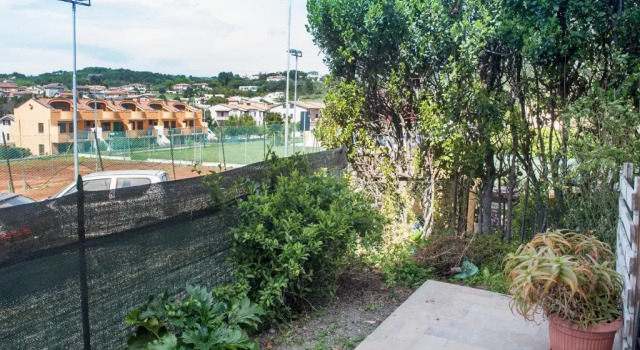 S145 - Sirolo, Nuovissimo Trilocale in Centro Con Giardino, Rezervovat Hotel Sirolo 