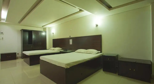Rax Hotel and Restaurant