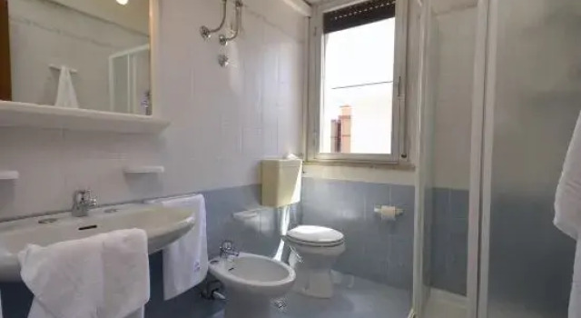 A Cozy Haven for Rest and Recharging, Забронировать Отель Бибионе-Пинеда Венето