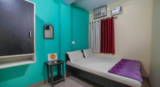 Comfort Guest House by OYO Rooms